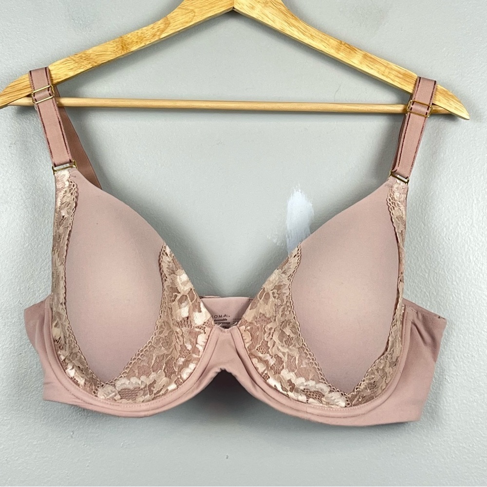 Soma blush Embraceable Perfect Coverage lace accent underwire bra, 38DD.
